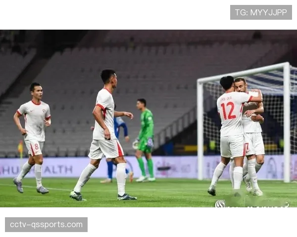 半场战报：青岛海牛0-0成都蓉城，两队总计完成20次传中仅3次找到队友